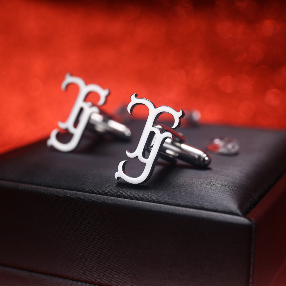 Tangula Custom Initials Cuffli - Men'S Grooming & Health Made Simple recension och pris