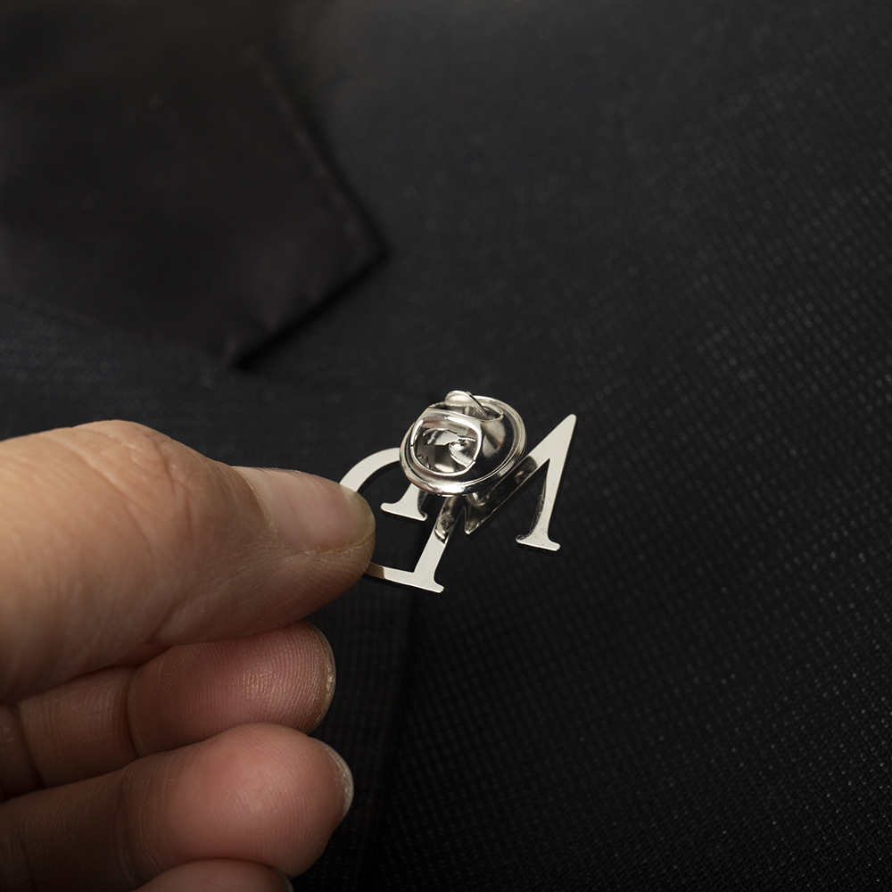 Tangula Custom Initials Brooch - Men'S Grooming & Health Made Simple recension och pris